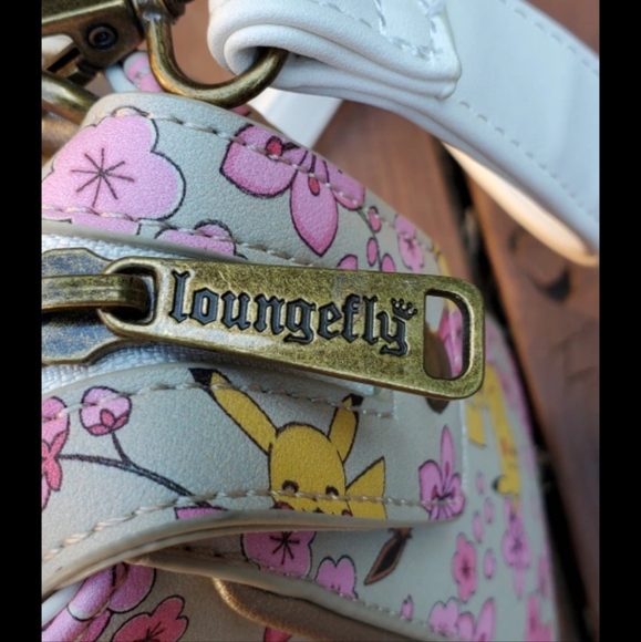 New Limited Edition Loungefly Pikachu Pokémon Bag - Picture 3 of 4